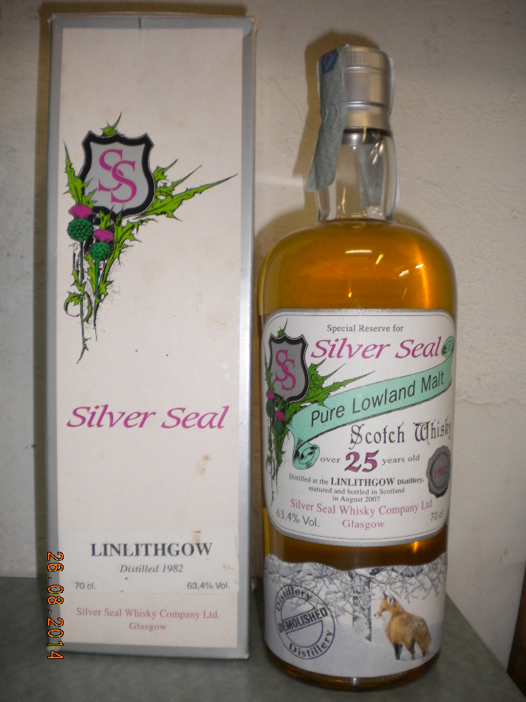 Linlithgow 1982 25 Yo Silver Seal.JPG